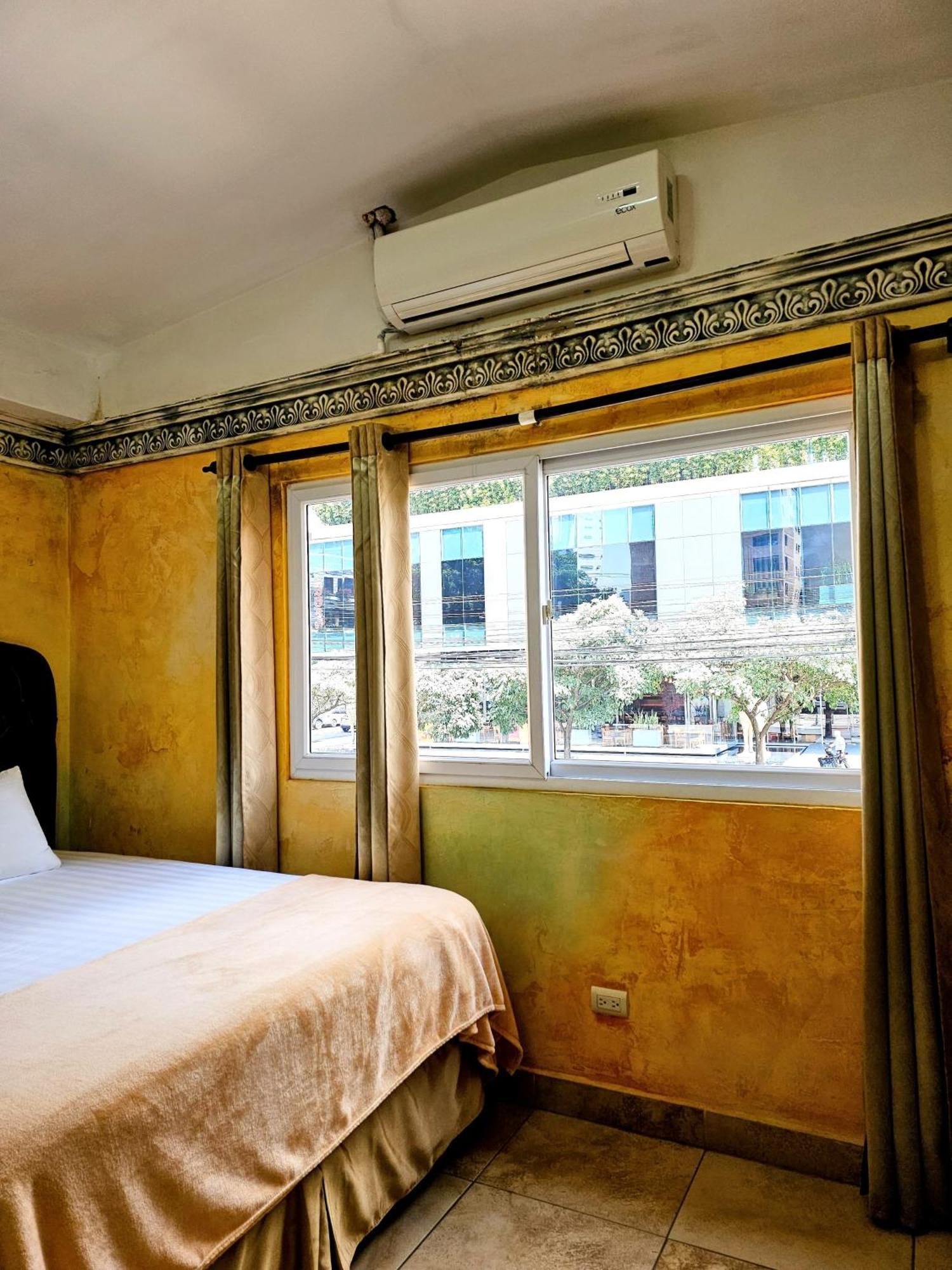 Antigua Inn Hotel Guatemala City Exterior photo