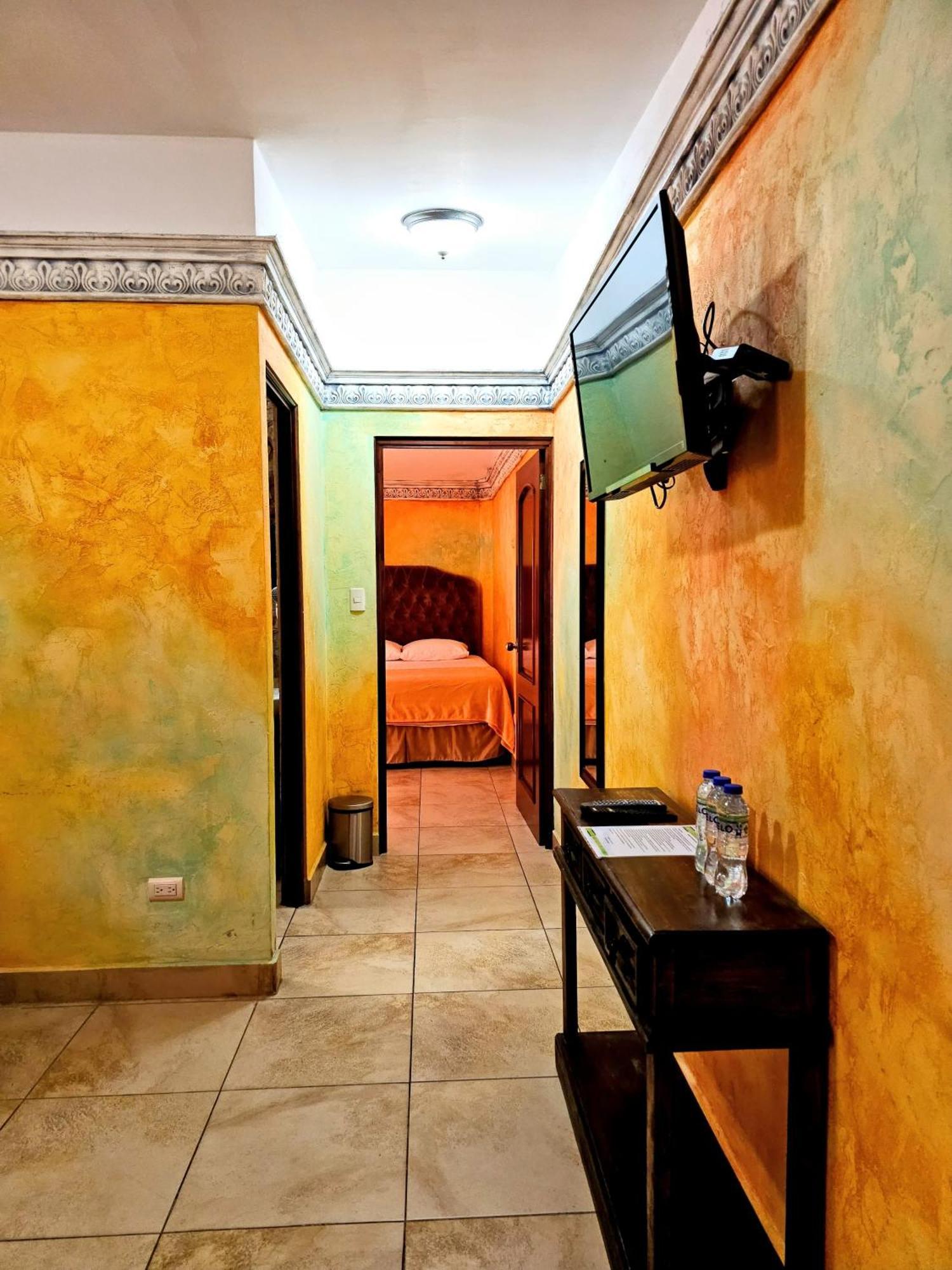 Antigua Inn Hotel Guatemala City Exterior photo